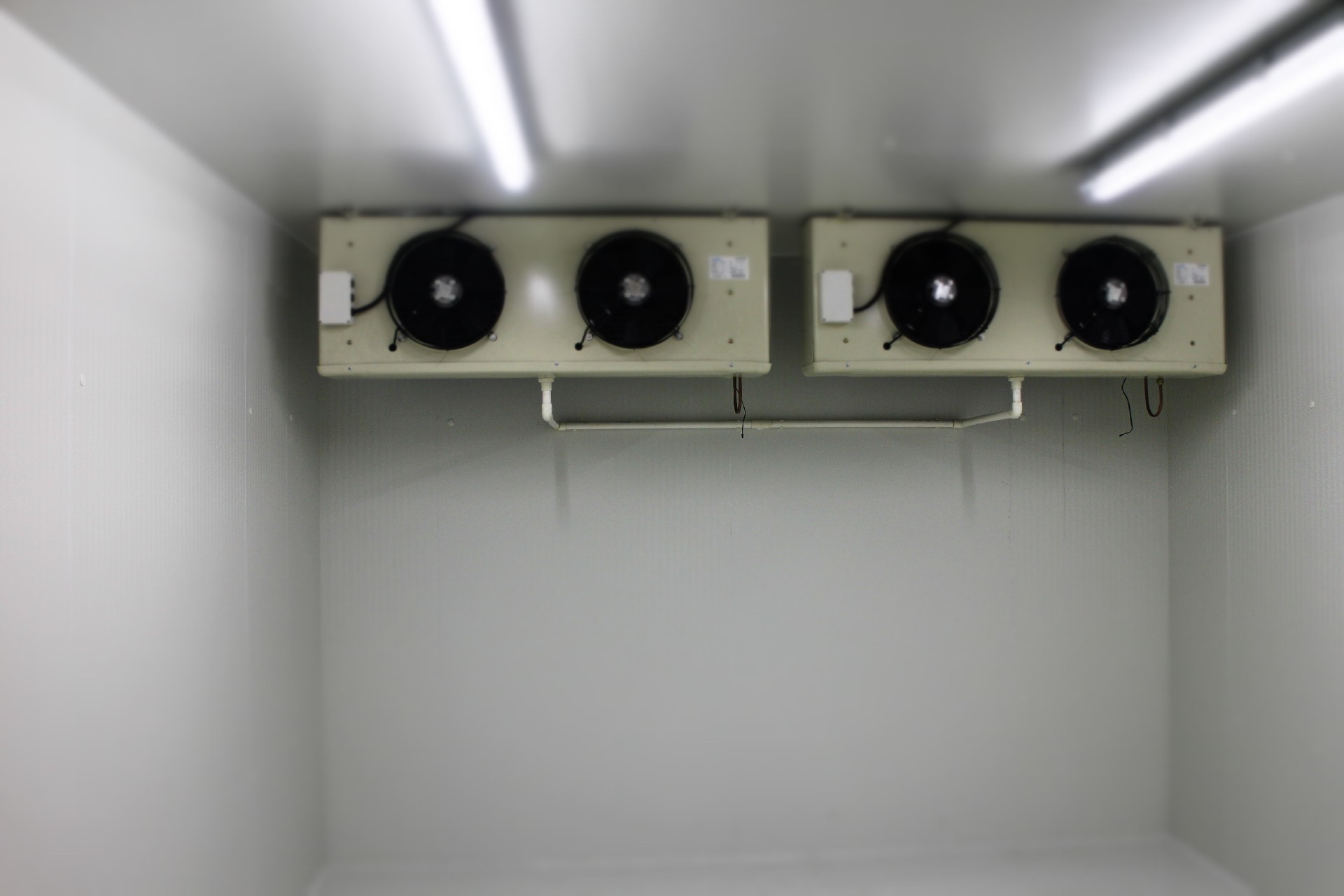 學校建設500m3實驗室冷藏庫投資費用需要多少錢？